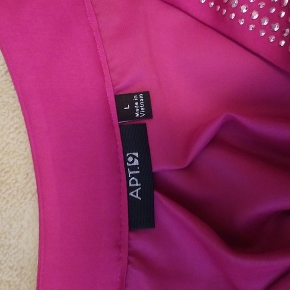 Tunic - Picture 4 of 4